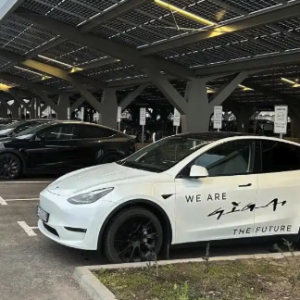 特斯拉柏林超级工厂拥有世界最大充电公园，546 个充电桩大部分免费开放 ...